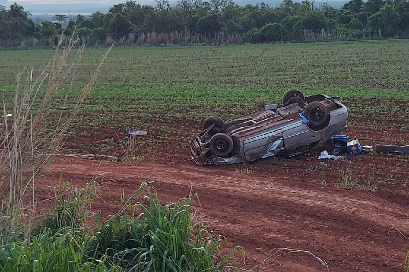 Moradora de Paraíso das Águas morre e criança fica ferida em acidente